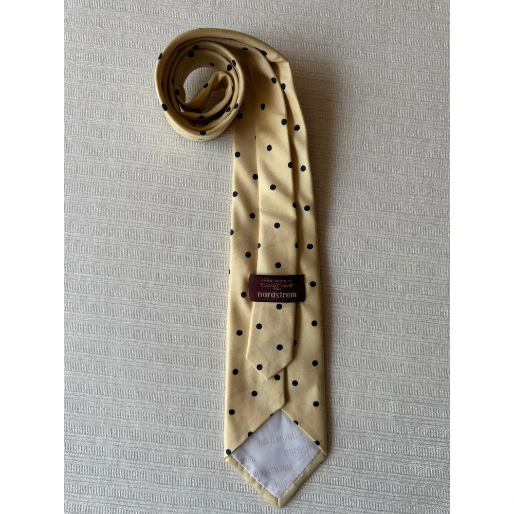 Robert Talbott Nordstrom Mens Silk Tie Yellow Navy Polka Dot Hand Sewn Classic